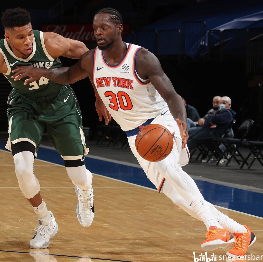 与此同时 与此同时