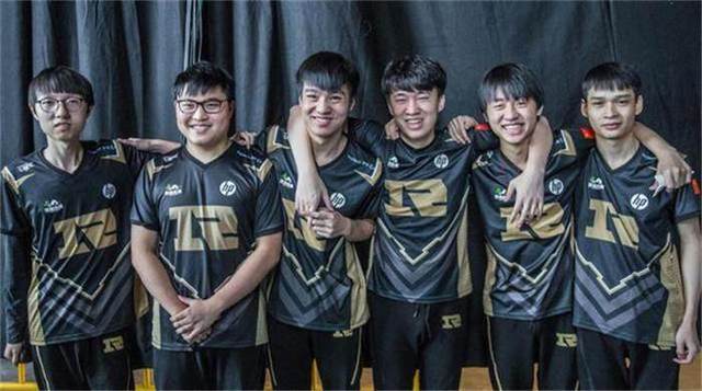 震撼！莫兰特加盟雄鹿，美媒晒灰熊雄鹿交易设想，字母哥高喊夺冠