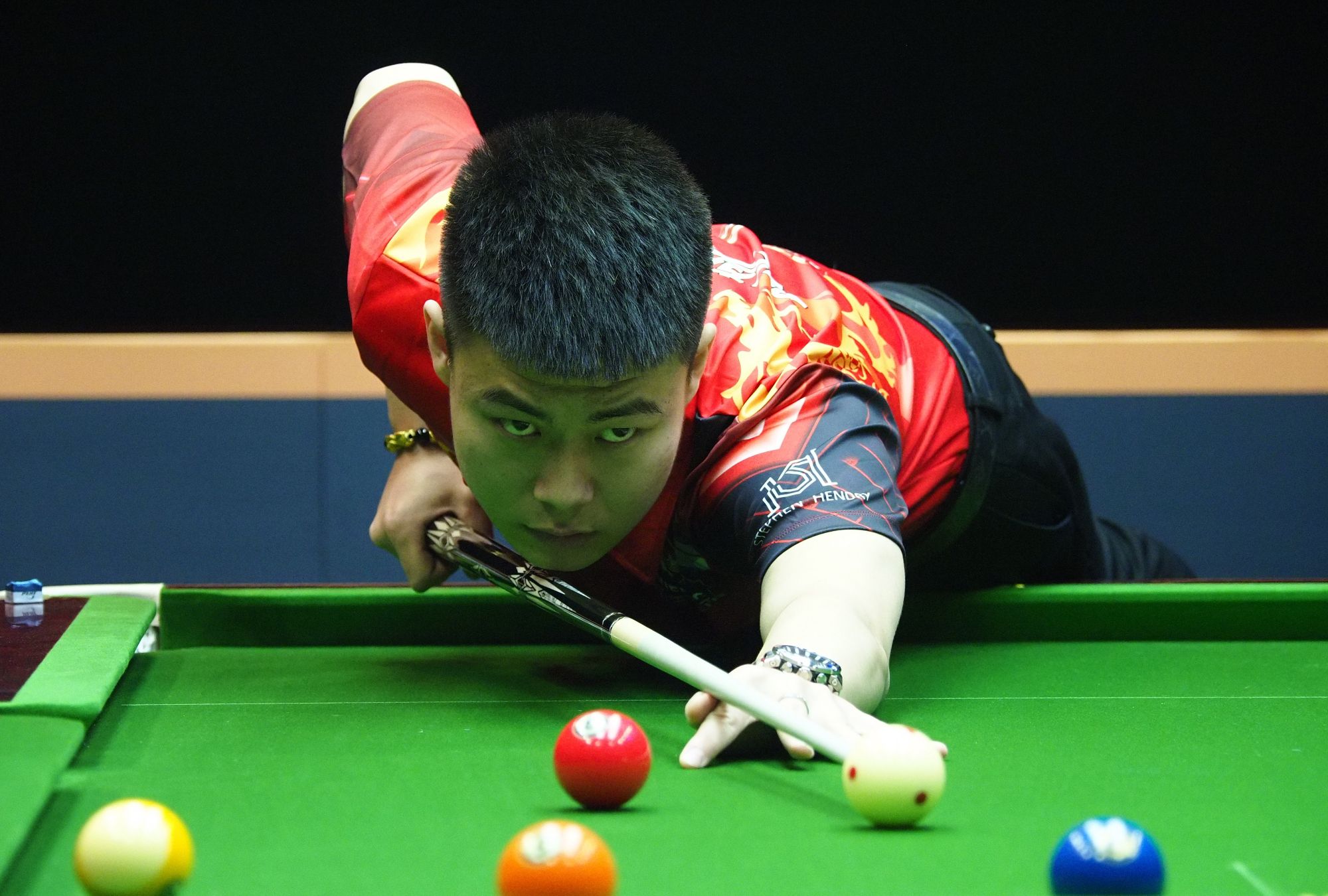 皇马连续42场西甲不败被终结 无缘追平巴萨纪录.