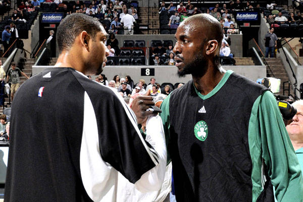 体育斯诺克巡回锦标赛：罗伯逊惊天逆转10-9击败希金斯夺冠