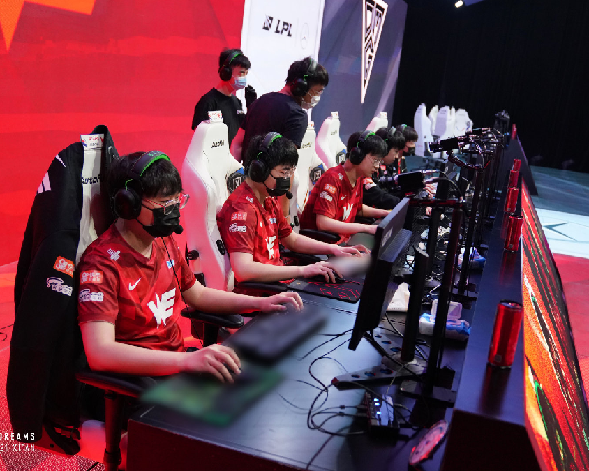 此次互动更 此次互动更