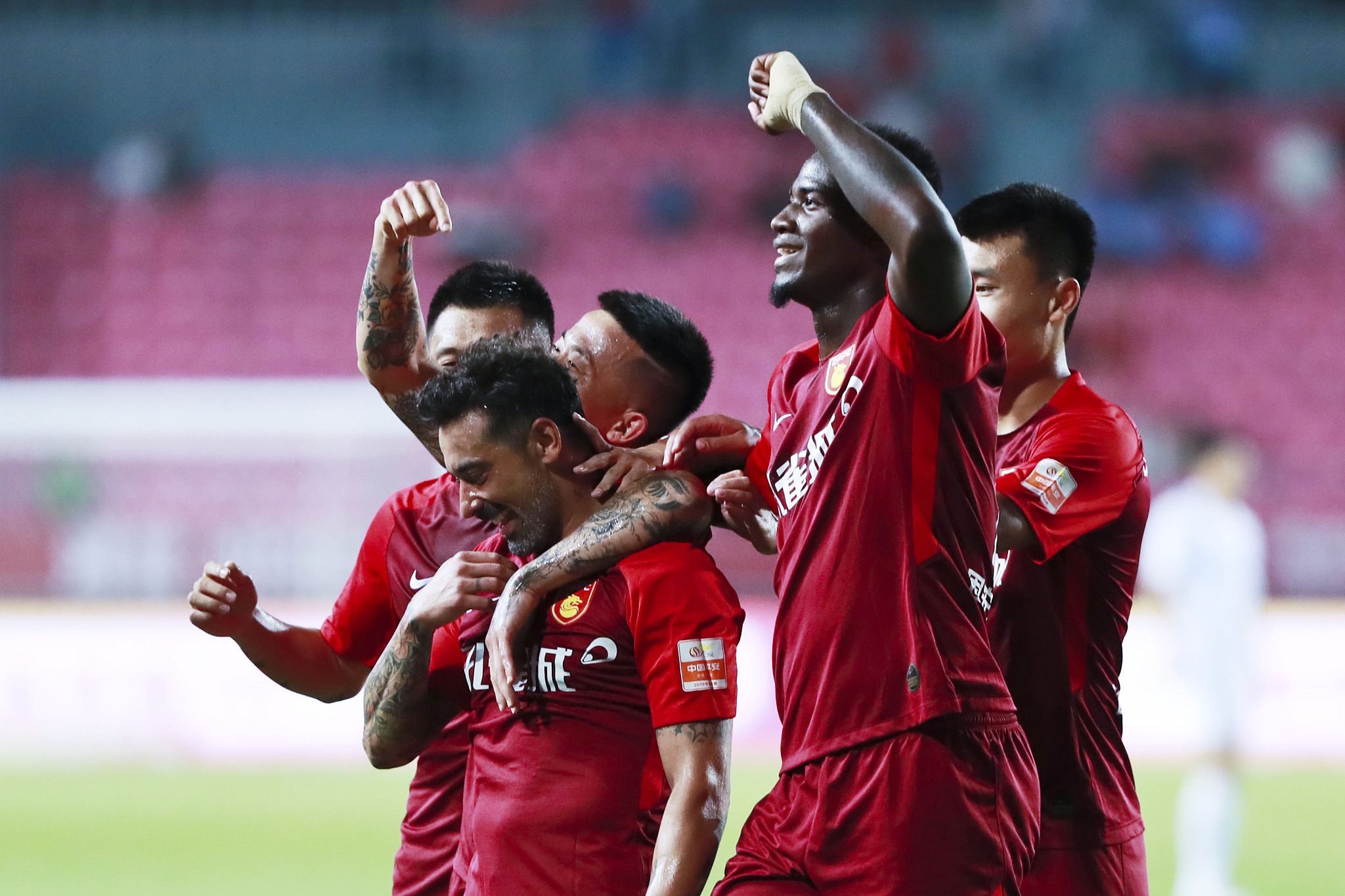 共同点是 共同点是